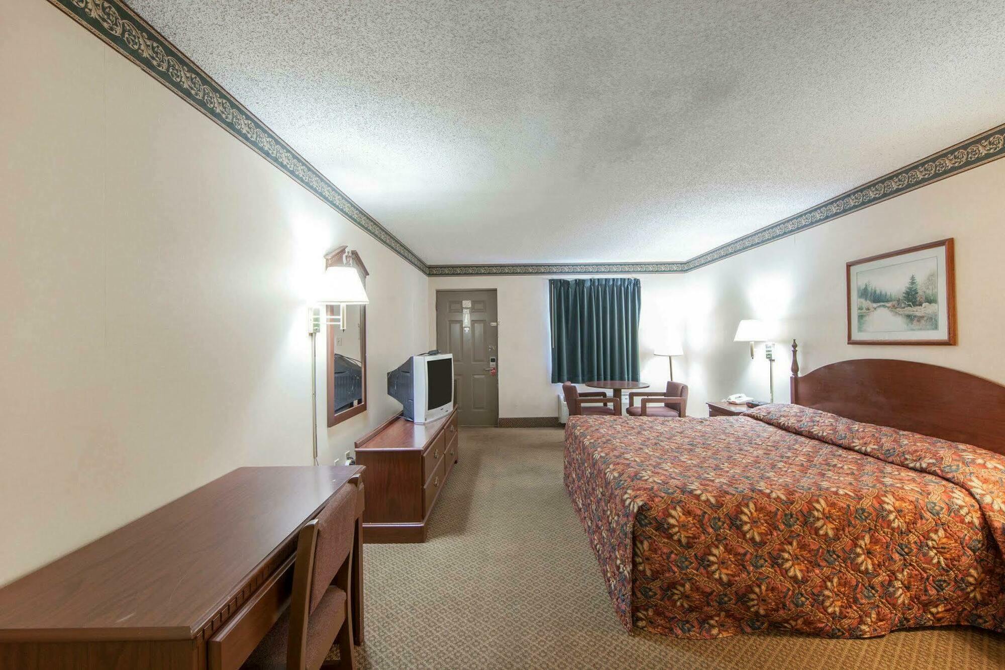 Econo Lodge Inn & Suites East Knoxville Kültér fotó