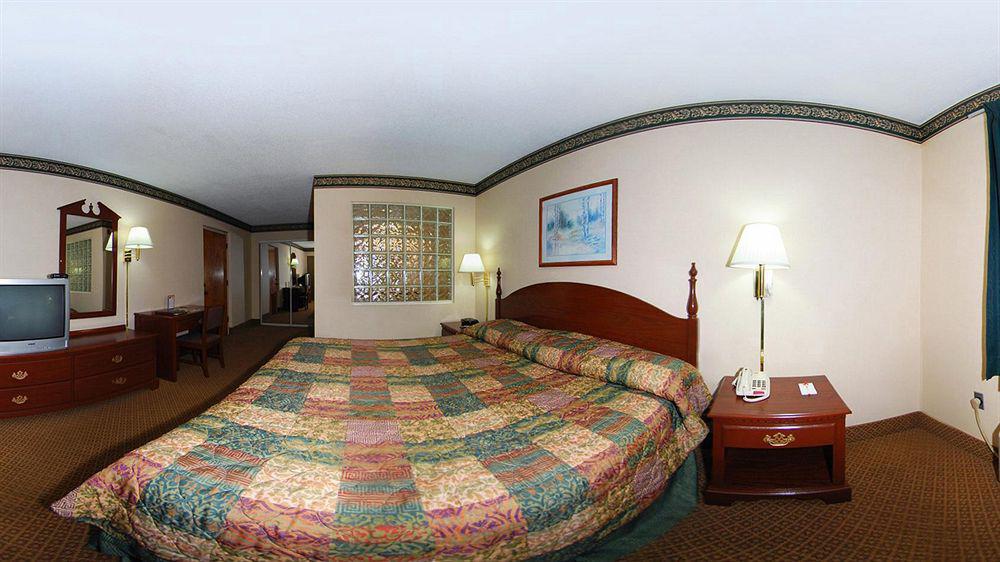 Econo Lodge Inn & Suites East Knoxville Kültér fotó