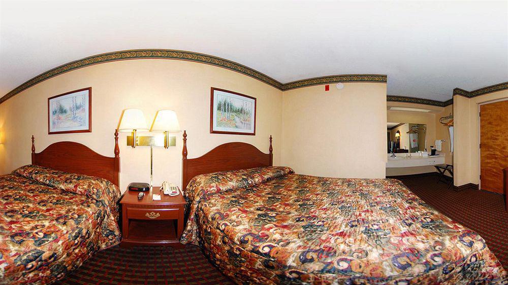 Econo Lodge Inn & Suites East Knoxville Kültér fotó